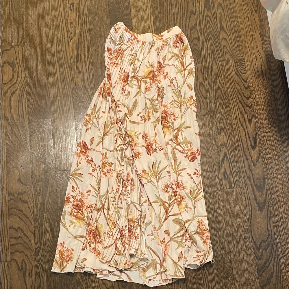 H&M Floral A-Line Skirt in Cream and Brown